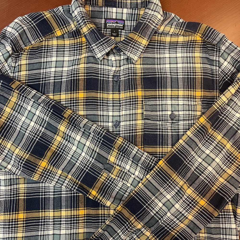 Patagonia Men's Plaid Shirt - Navy and Yellow Flannel